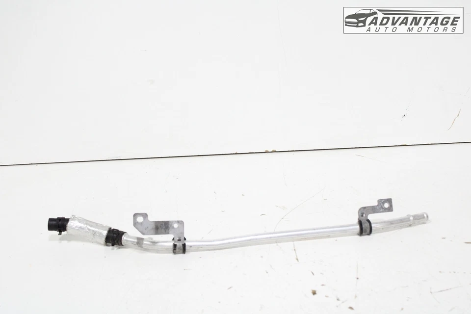 2020-25 GMC SIERRA 2500 HD CREW CAB 6.6L RADIATOR COOLANT TUBE HOSE 85119151 OEM - Image 2 of 4