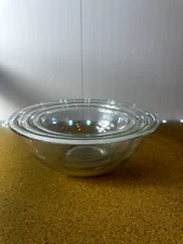 Set of Three Pyrex Clear Glass Mixing Bowls 322 323 325
