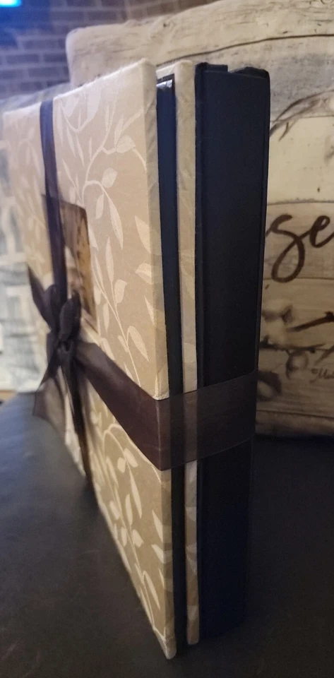 2 álbumes de fotos NUEVOS 4x6FOTO BLANCO Y NEGRO tela satinada  Foto 3 de 4