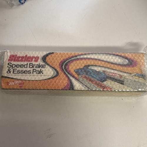 Hot Wheels - Boxed - SIZZLERS Speed Brake And Esses Pak. FACTORY SEALED!!!!