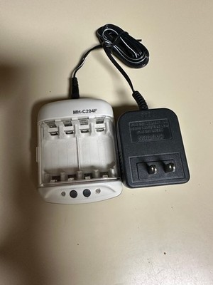 MaHa POWEREX MH-C204F RAPID BATTERY CHARGER NiMH & NiCD ChargesAA & AAA