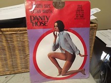 Vintage Queen size 2x bisque nude pantyhose w/ model