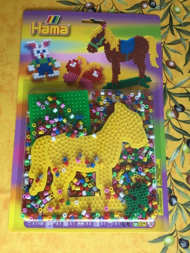 Hama Geschenkpackung Pferd 4068 - midi Bügelperlen - Stiftplatte Viereck + Pferd - Bild 2 von 3