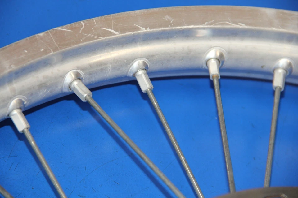 01-08 RM250 RM125 RM 125 250 2002 rueda delantera buje central llanta radios tubo husillo Foto 4 de 4