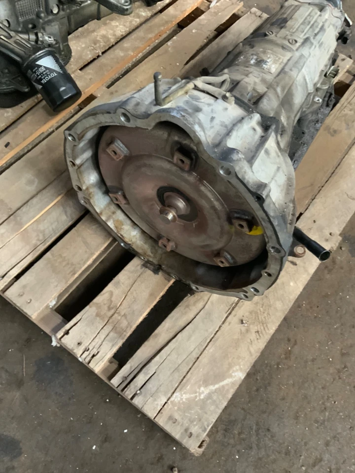 1998 LEXUS LS400 AUTOMATIC TRANSMISSION 207K MILES 35010-50111 - Image 3 of 4