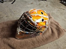 CCM Certified Ice Hockey Helmet Goalie Mask Gfl 1.9 S 54-58cm 6 3/4-7 1/4 