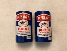 Lot of 2 Eveready No.835 Size C Photo Batteries EUC Non-working