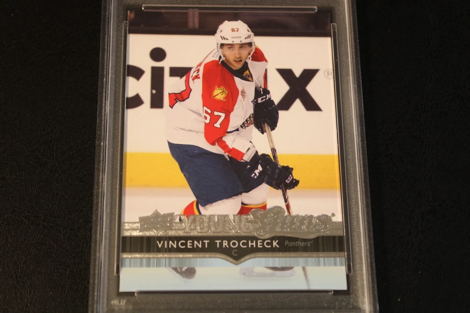 2014 Upper Deck - Young Guns - Vincent Trocheck - Card # 226 - PSA MINT 9 - Image 2 of 4