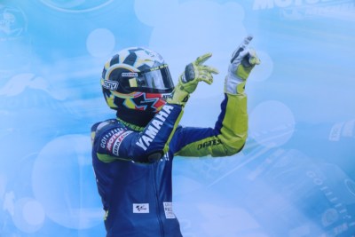 AFFICHE MOTO POSTER VALENTINO ROSSI WORLD CHAMPION 2004 MOTUL