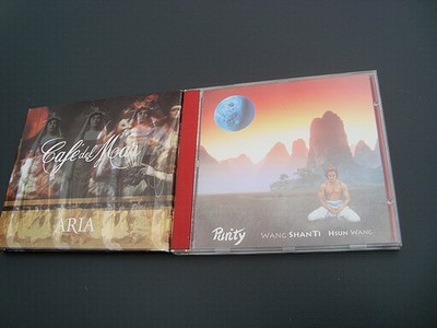2er Set CD-ALBUM: Cafe del Mar Aria + Wang Shanti Hsun Wang Purity