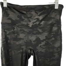 SPANX Leggings Womens Sz Medium Black Faux Leather Camo Print