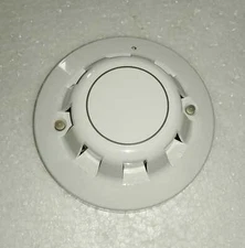 LOT OF 8 PC.  APOLLO DISCOVERY 58000-600 APO OPTICAL SMOKE DETECTOR