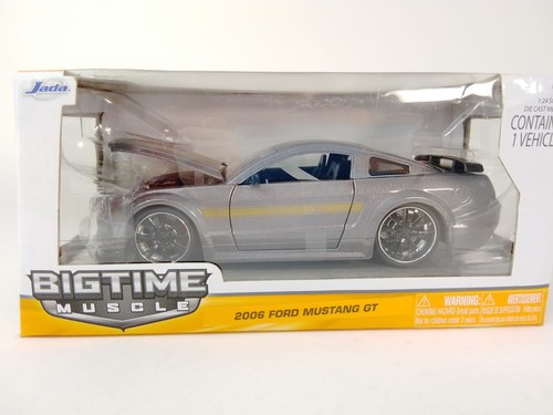 Jada Toys Ford Mustang GT 2006 1/24 BIGTIME MUSCLE 90658 - Foto 1 di 2