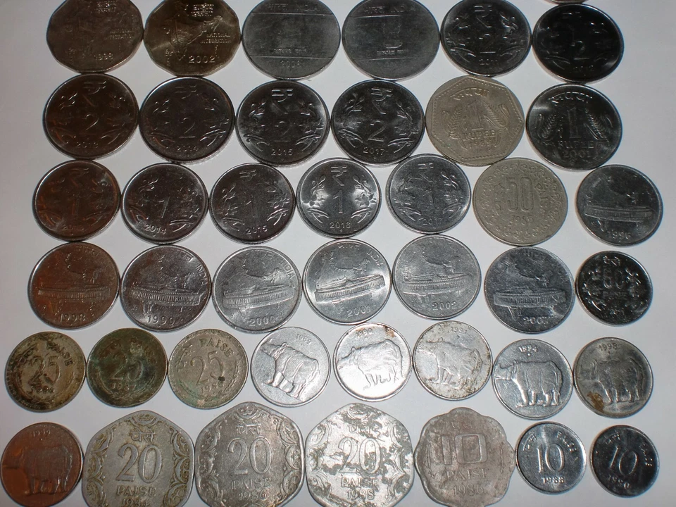 INDIA COIN LOT - 47  OLD & NEW COINS - NO DUPLICATES # 51B - Image 3 of 4