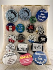 VINTAGE LOT OF PINS BUTTONS BADGES POLITICAL NATURAL SMOKEY MORE 18 Pins