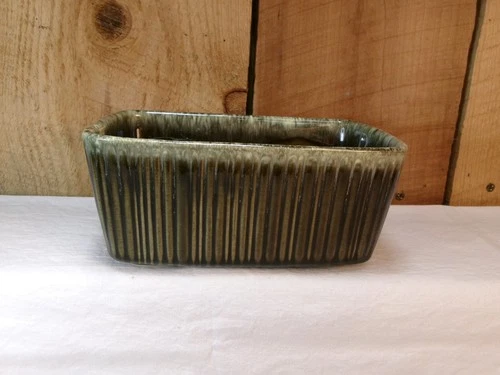 Vintage Hull USA F467 Drip Glaze Pottery Ribbed Footed Planter