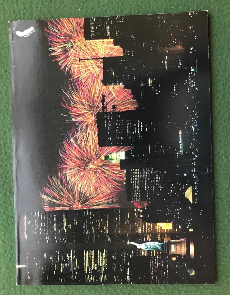 洋書 POSTCARDS FROM THE EDGE Postcards from the Edge: Fisher, Carrie: 9780743466516