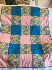 Animal Quilt Pink Blue Awesome Beautifully PreOwned Lions Hippos Antelope