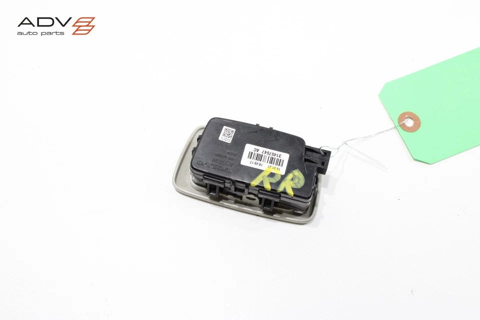 Lâmpada de leitura 2018 - 2021 VOLVO XC60 TRASEIRA DIREITA CÚPULA SUPERIOR FABRICANTE DE EQUIPAMENTO ORIGINAL - Imagem 4 de 4