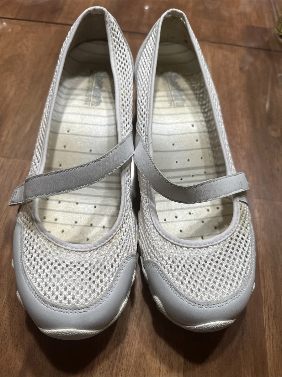 Skechers wide best sale width