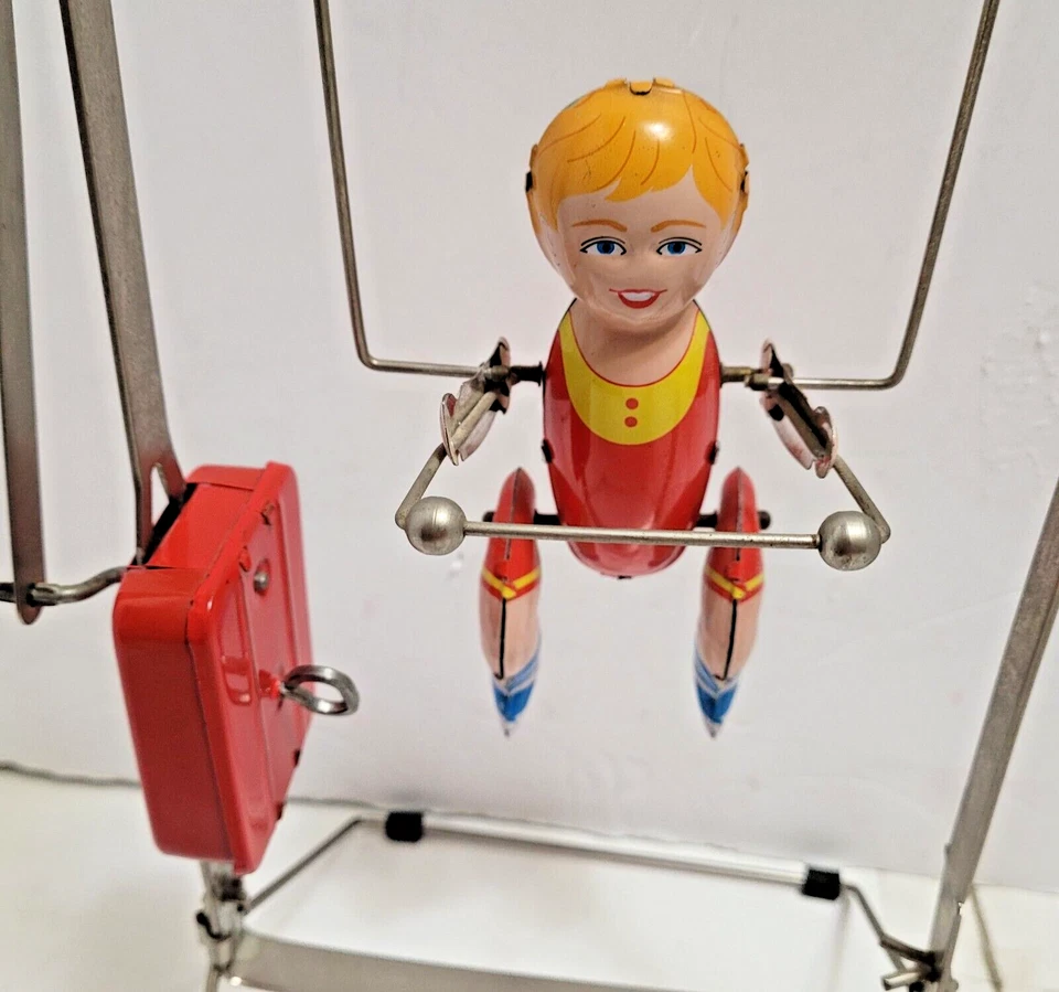 Brinquedo acroboat SCHYLLING TIN WIND UP TIK TAK - Imagem 2 de 4