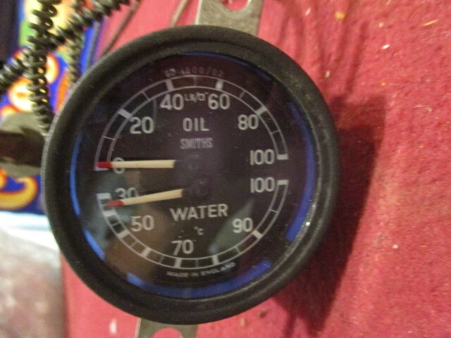 Jaguar XK150 o 2.4 3.4 Mark I aceite agua calibre doble, excelente original Foto 3 de 4