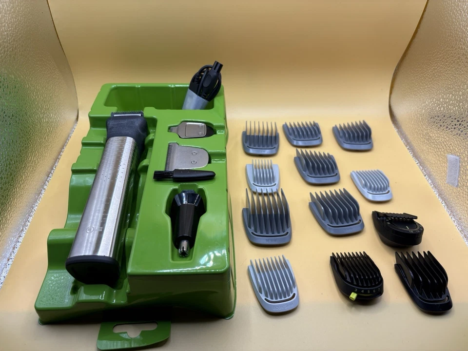 Philips Norelco Series 7000 Multigroom Men's Rechargeable Electric Trimmer - Image 3 of 4