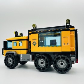 LEGO City: Jungle Mobile Lab Set 60160 (Incomplete)