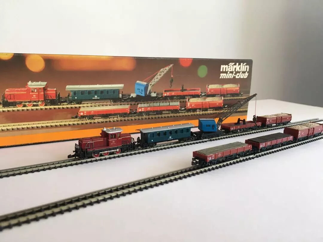 Märklin Mini-Club 8103 Db 260 Locomotive 7-Car Set org box