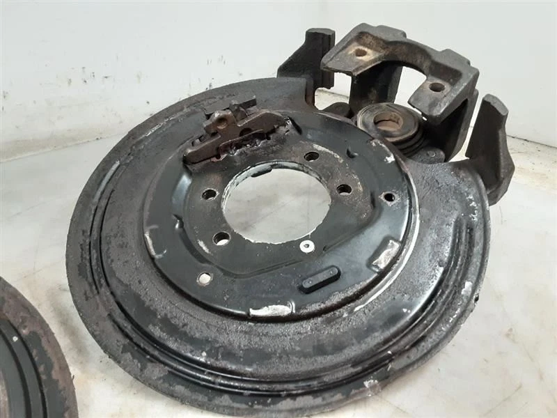 Freno de disco Jeep TJ Wrangler Dana 44 eje trasero placas de respaldo 2003-2006 89520 Foto 2 de 4