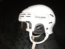 BAUER HOCKEY HELMET W/ SHIELD CURRENT STYLE MODEL GREAT SHAPE TRIPLE DENSITY PAD