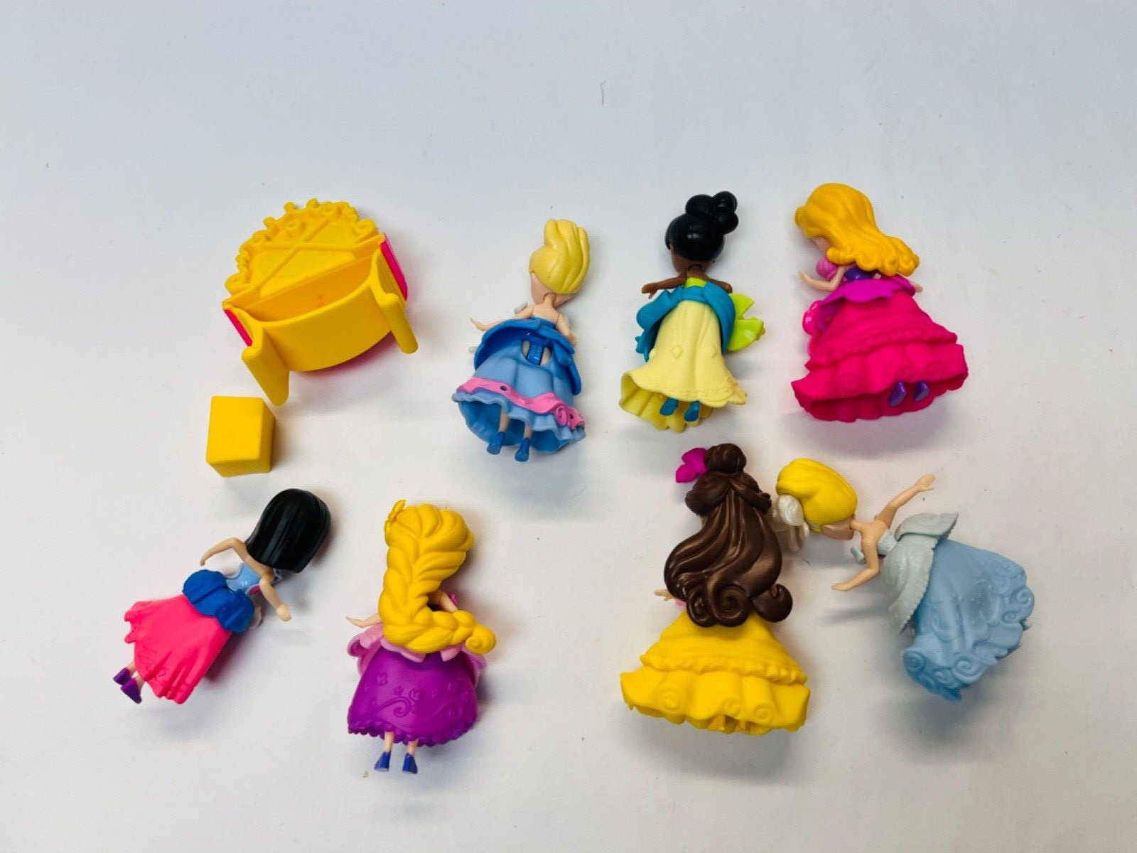 Disney Princess Little Kingdom Snap-Ins doll lot with 7 Dolls Collectible BIN 15