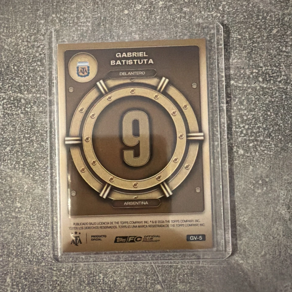 Topps Collector Tin Argentina 2026 - Gold Vault Gabriel Batistuta  - Bild 2 von 2