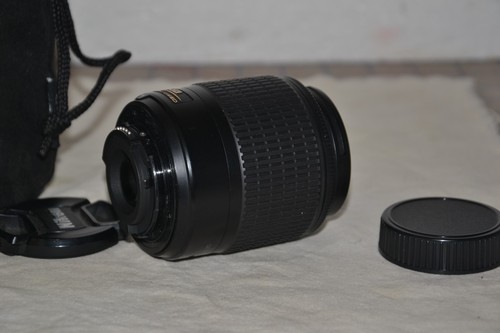 Nikon DX AF-S Nikkor 55-200mm G ED lens for D7500 D3200 D5600 D7200 D90 D80 D300 - Picture 7 of 7