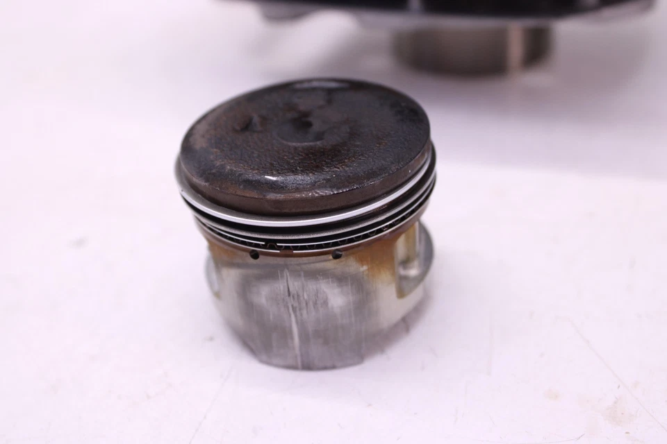 08-25 YAMAHA V STAR 250 OEM CILINDROS DELANTEROS Y TRASEROS CON PISTONES Foto 3 de 4