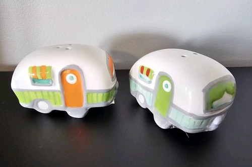 Campers Ceramic Salt and Pepper Shaker Set Camping - Picture 2 of 6