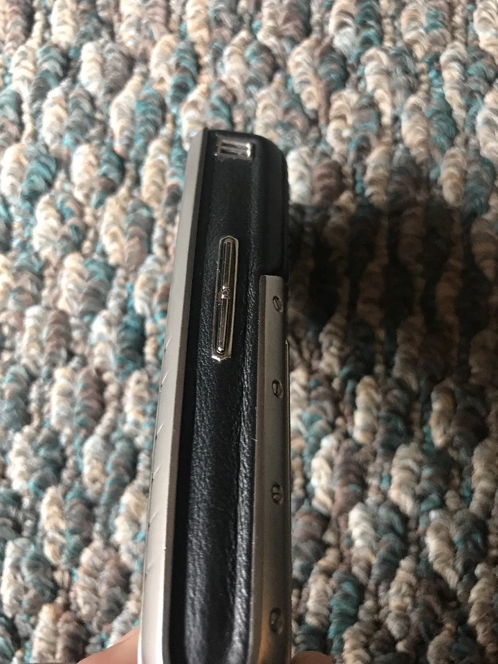 РЕДКАЯ черная кожа vertu Ascent Ti (продавец из США) - Изображение 4 из 4