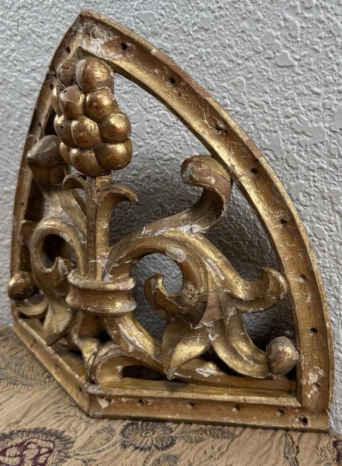 Antiguo panel de uva floral arquitectónico barroco de madera dorada tallada siglo XVIII francés Foto 3 de 4