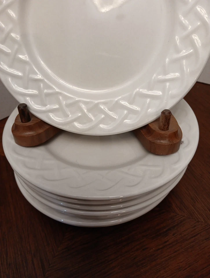 8 件套 Oneida PICNIC Off 白色 6 1/8 英寸面包盘。 篮子编织 — 第 2/4 张图片