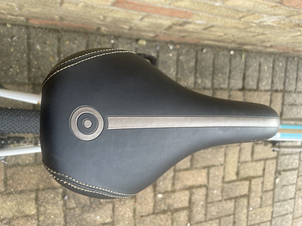 wiggins chartres junior hybrid bike