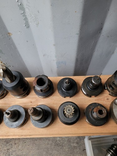 LOT 75 BT-40 CNC TOOL HOLDERS WITH TOOLING END MILLS FACE MILLS CHUCKS COLLETS - Picture 4 of 16