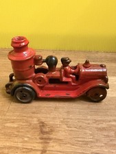 Vintage Cast Iron Fire Truck Toy   Red Pumper Engine w/ Firemen- Arcade Style