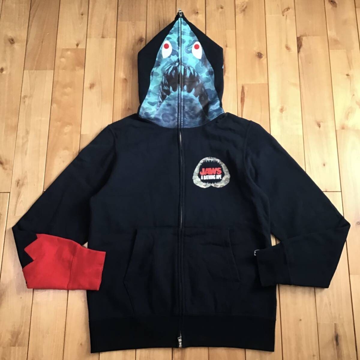 BAPE × Jaws shark full zip hoodie Navy A Bathing Ape Size M BAPE × Jaws shark full zip hoodie Navy A Bathing Ape Size M