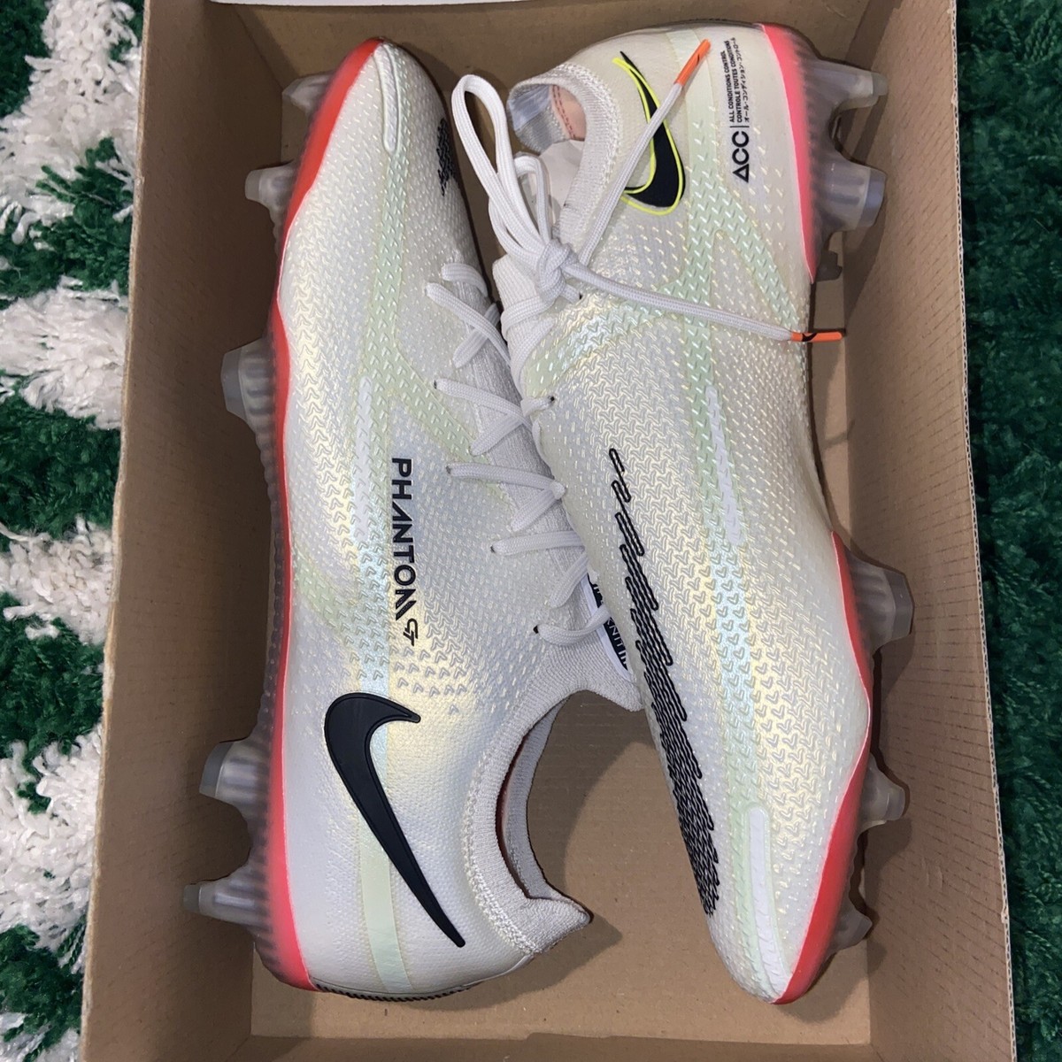 NEW Nike Phantom GT2 Elite FG White Bright Crimson CZ9890 NEW Nike Phantom GT2 Elite FG White Bright Crimson CZ9890