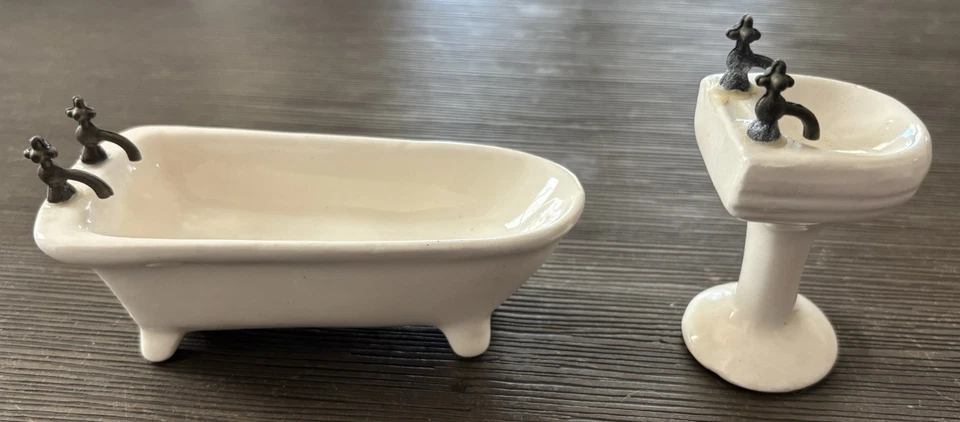 Vintage Dollhouse Genuine Porcelain  Sink And Clawfoot Tub 1:12 - Image 3 of 4