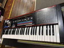 Vintage Roland JX3P Synth