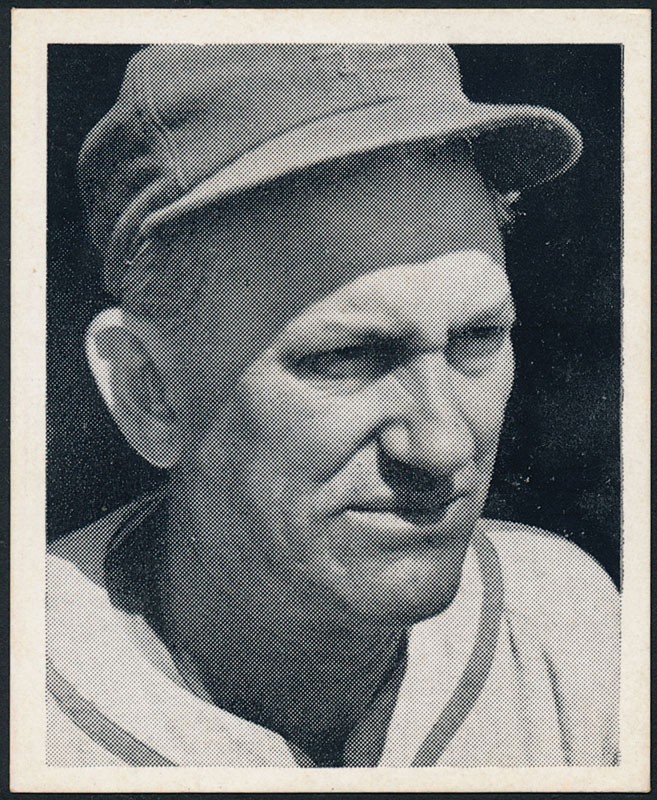 1941 W754 St. Louis Cardinals Miguel (Mike) Gonzalez Team Issue - Sharp Card!