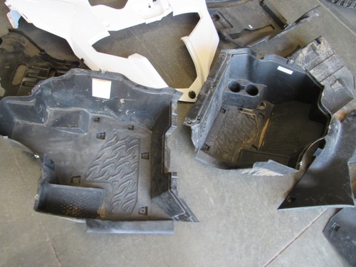 17 YAMAHA YXZ 1000R SS HOOD BED SIDE GUARDS FLOOR REAR FENDER MISC. PANELS #1802 - Picture 10 of 12