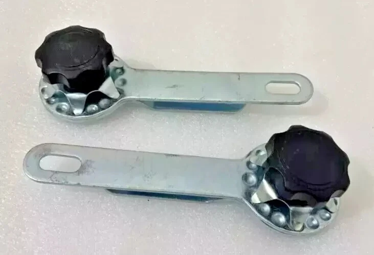 Suitable For Willys Jeep Windshield Frame Holding Adjusting Arm Assembly LH/RH - Image 2 of 3