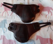 Bottes Fetlock en cuir anglais Sabre avec boucles en laiton massif. 